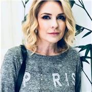 Llevo 20 años trabajando como traductora/intérprete y profesora de inglés